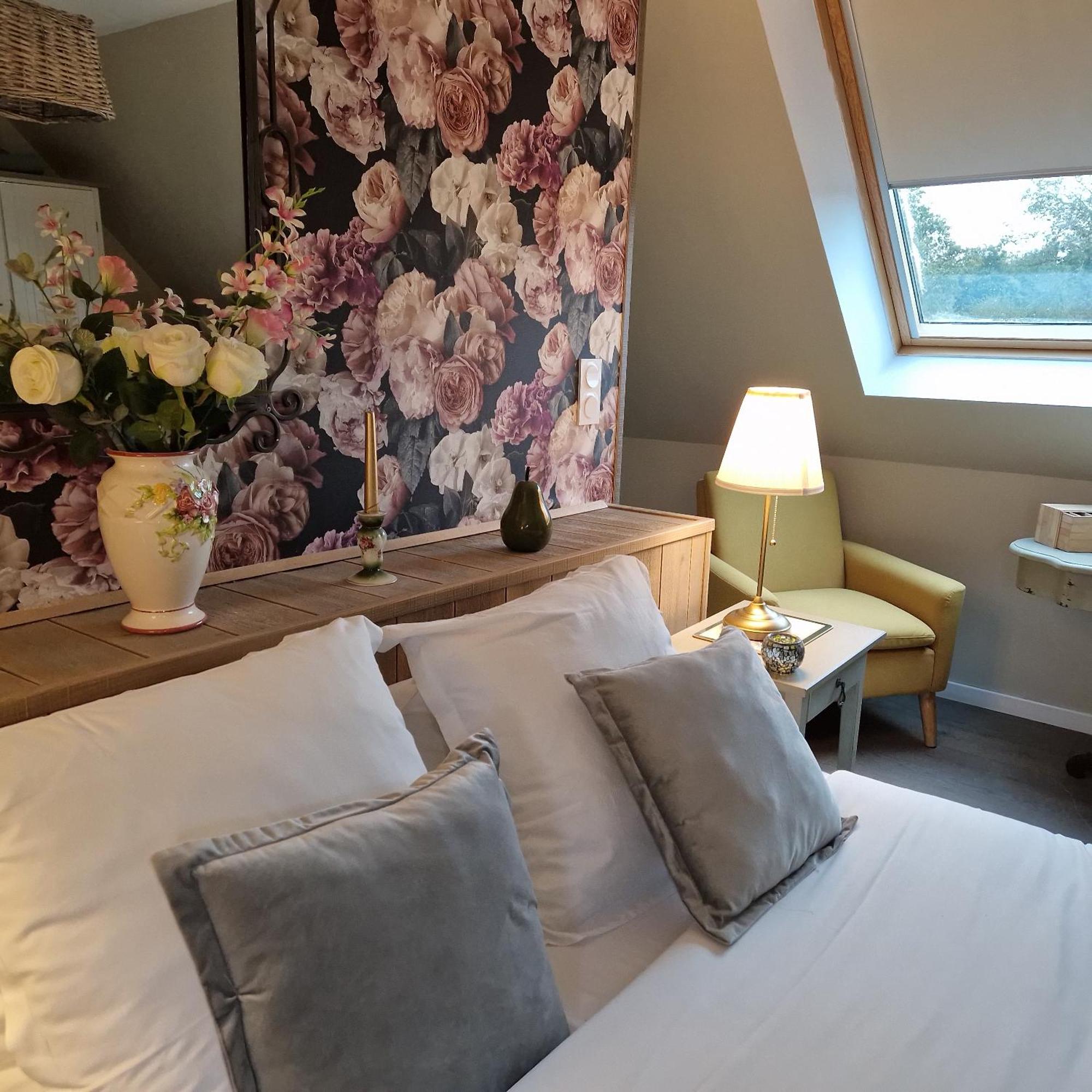 콩브리 La Ferme De Kerraoul B&B 외부 사진